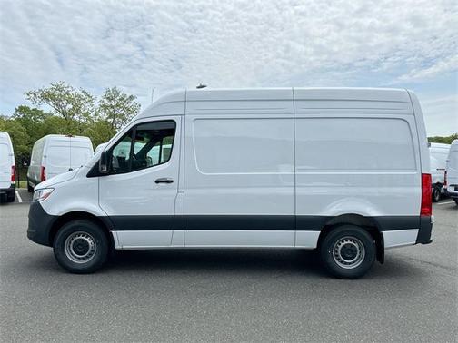 2025 Mercedes-Benz Sprinter 2500 Standard Roof