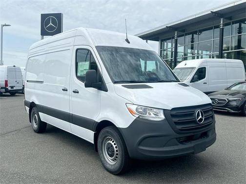 2025 Mercedes-Benz Sprinter 2500 Standard Roof
