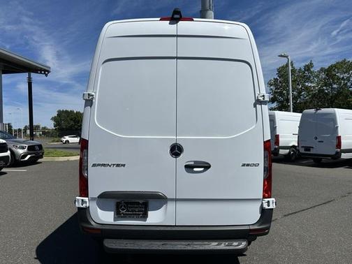 2025 Mercedes-Benz Sprinter 2500 Standard Roof