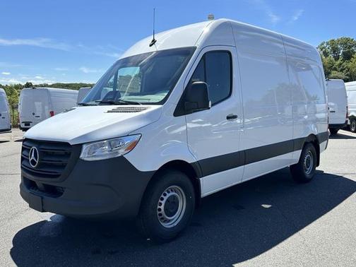 2025 Mercedes-Benz Sprinter 2500 Standard Roof