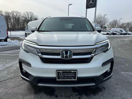2019 Honda Pilot Touring 8-Passenger