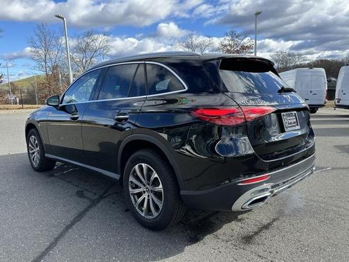 2023 Mercedes-Benz GLC 300 4MATIC
