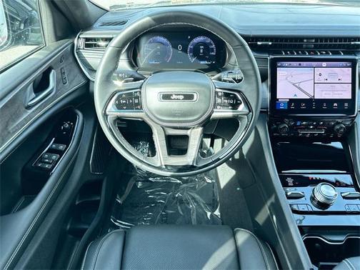 2024 Jeep Grand Cherokee L Overland
