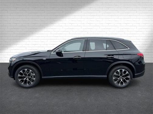 2025 Mercedes-Benz GLC 350e Base
