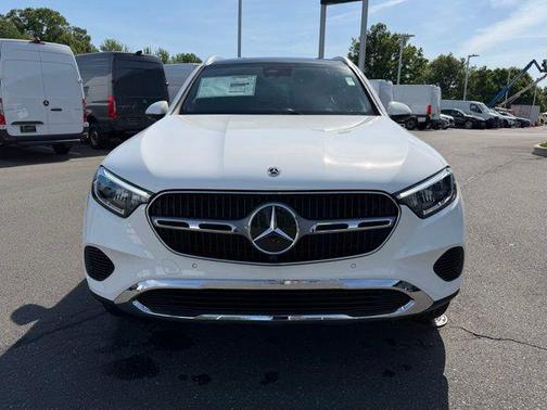 Polar White 2026 Mercedes-Benz GLC 300 4MATIC