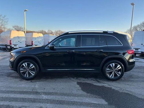 2026 Mercedes-Benz GLB 250 4MATIC