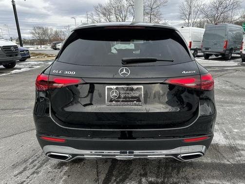 2026 Mercedes-Benz GLC 300 4MATIC