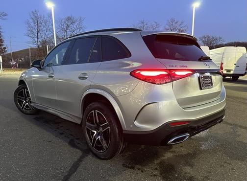 2026 Mercedes-Benz GLC 300 4MATIC