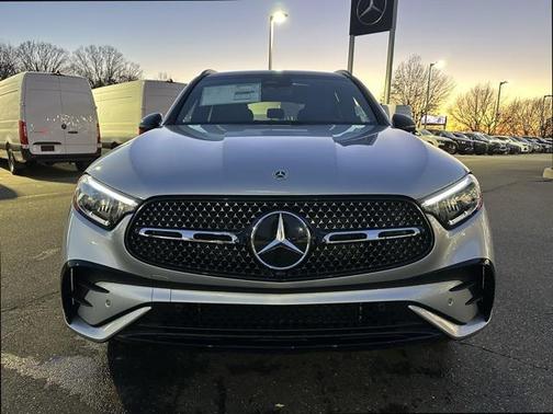 2026 Mercedes-Benz GLC 300 4MATIC