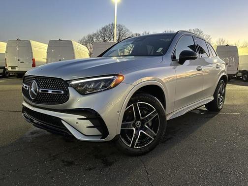 2026 Mercedes-Benz GLC 300 4MATIC