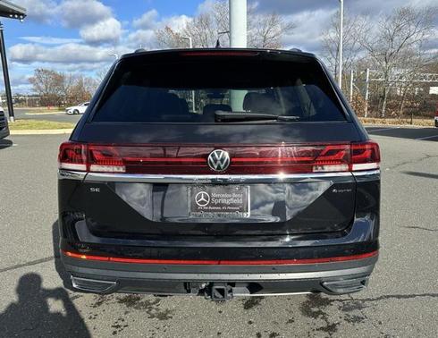 2025 Volkswagen Atlas 2.0T SE w/Technology 4MOTION
