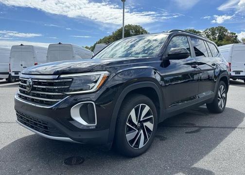 2025 Volkswagen Atlas 2.0T SE w/Technology 4MOTION