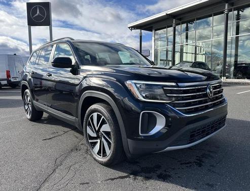 2025 Volkswagen Atlas 2.0T SE w/Technology 4MOTION