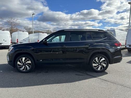 2025 Volkswagen Atlas 2.0T SE w/Technology 4MOTION