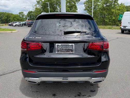 Black 2022 Mercedes-Benz GLC 300 4MATIC