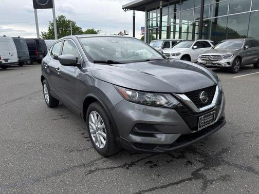 Gun Metallic 2022 Nissan Rogue Sport S