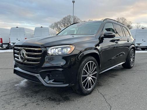 2026 Mercedes-Benz GLS 450 4MATIC