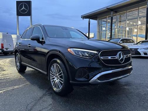 2026 Mercedes-Benz GLC 300 4MATIC