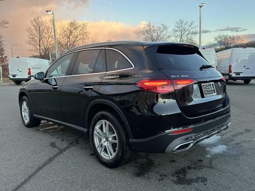 2023 Mercedes-Benz GLC 300 4MATIC