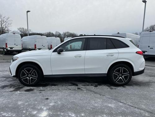 2026 Mercedes-Benz GLC 300 4MATIC