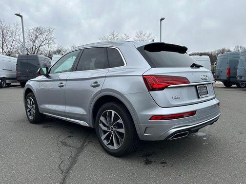 2022 Audi Q5 45 S line Premium Plus