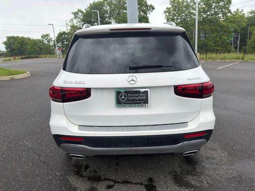 Polar White 2023 Mercedes-Benz GLB 250 4MATIC