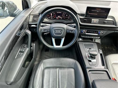 2020 Audi Q5 45 Premium Plus