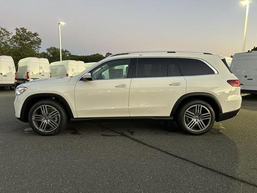 2026 Mercedes-Benz GLS 450 4MATIC