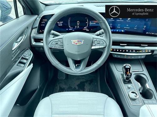 2024 Cadillac XT4 Sport