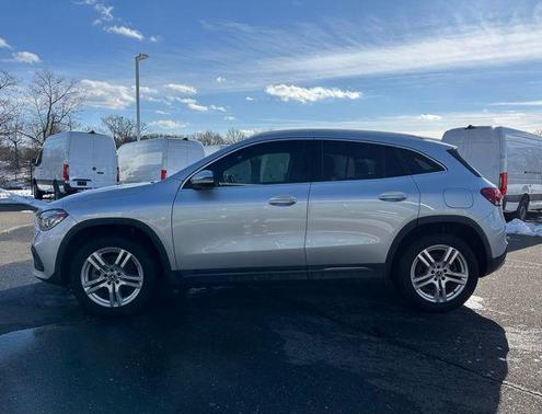 2021 Mercedes-Benz GLA 250 Base 4MATIC