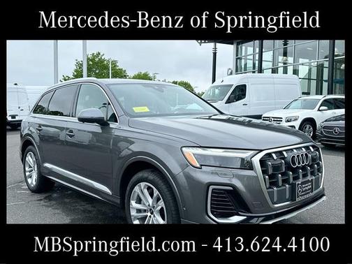 2025 Audi Q7 45 Premium