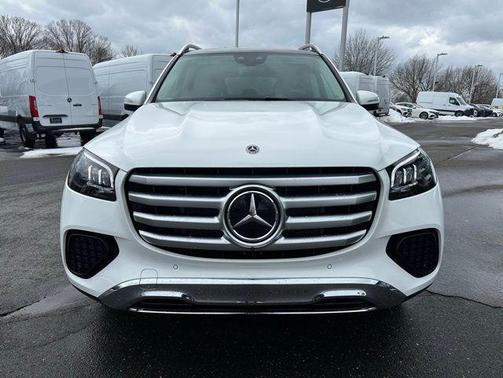 2026 Mercedes-Benz GLS 450 4MATIC