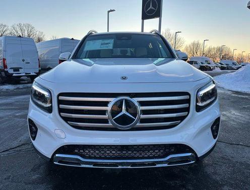 Polar White 2026 Mercedes-Benz GLB 250 4MATIC