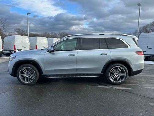 2026 Mercedes-Benz GLS 450 4MATIC