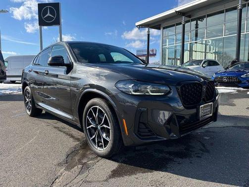 2023 BMW X4 xDrive30i