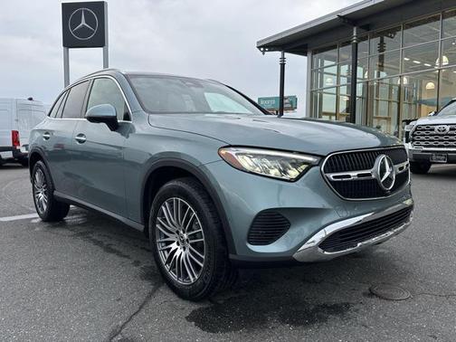 2026 Mercedes-Benz GLC 300 4MATIC
