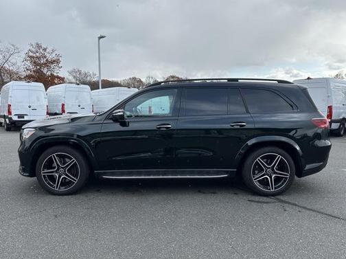 2025 Mercedes-Benz GLS 450 4MATIC