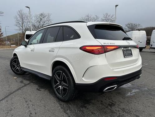 2026 Mercedes-Benz GLC 300 4MATIC