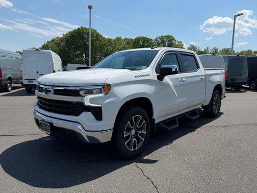 Summit White 2022 Chevrolet Silverado 1500 LT