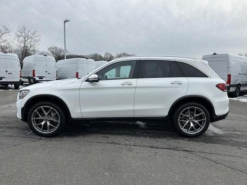 2022 Mercedes-Benz GLC 300 4MATIC