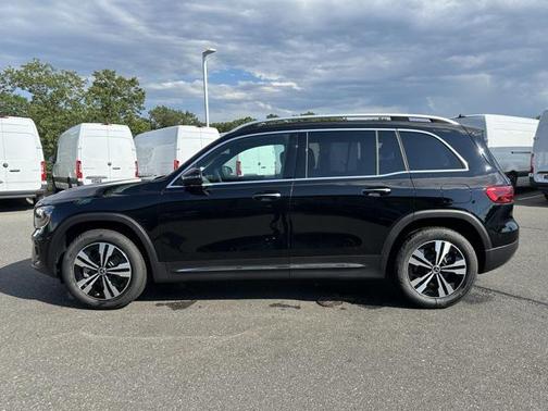 2025 Mercedes-Benz GLB 250 4MATIC