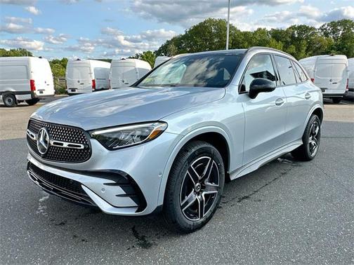 2025 Mercedes-Benz GLC 300 4MATIC