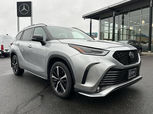 2022 Toyota Highlander XSE