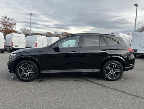 2026 Mercedes-Benz GLC 300 4MATIC