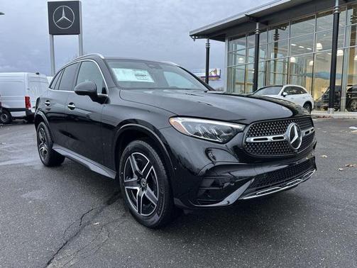 2026 Mercedes-Benz GLC 300 4MATIC