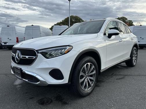 2025 Mercedes-Benz GLC 300 4MATIC