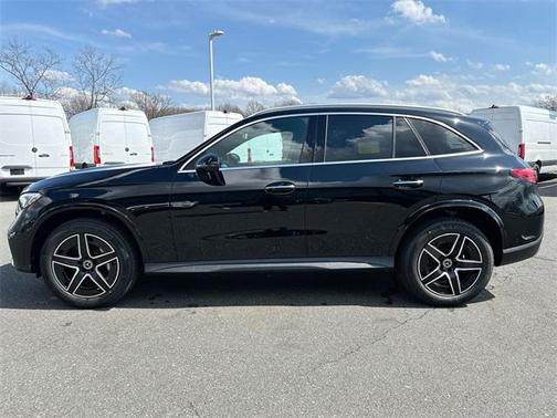 2025 Mercedes-Benz GLC 300 4MATIC
