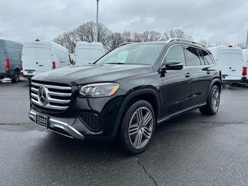 2025 Mercedes-Benz GLS 450 4MATIC
