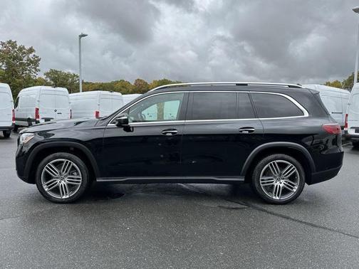 2025 Mercedes-Benz GLS 450 4MATIC