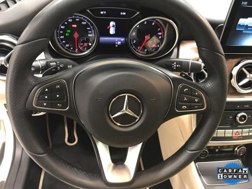 White 2018 Mercedes-Benz GLA 250 4MATIC